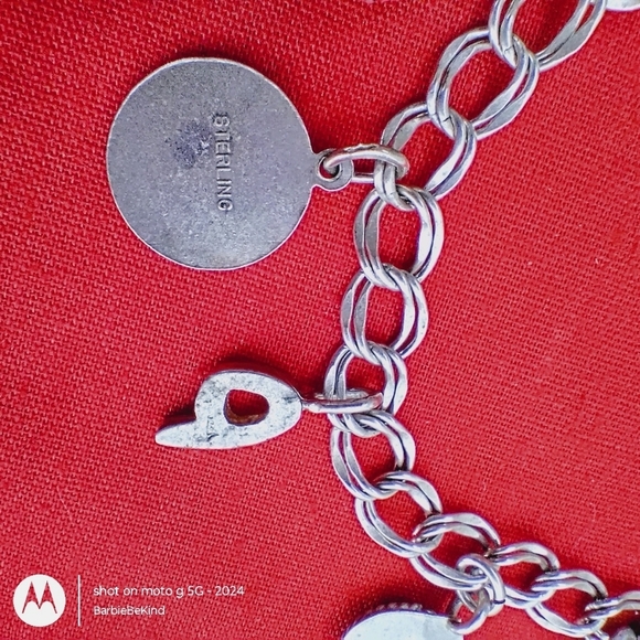 $5 Strt On Sat 12:30!Vtg Sterling Silver Charm Bracelet 12 Sterling Chrms. 7.5"​ - Picture 9 of 15